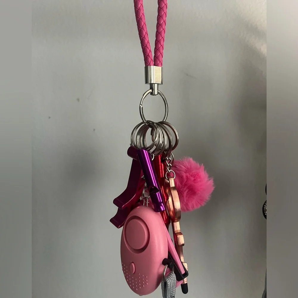Safety keychains - Picture 1 of 1